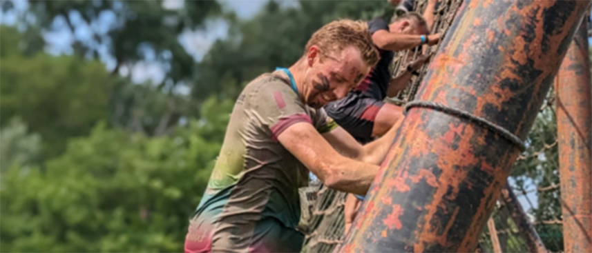 Jonny runs like a Wolf as he fundraises for Roundabout